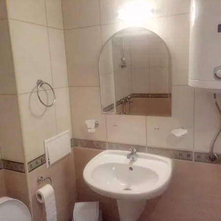 Кк Сл Бряг Комплекс Централ Плаза アパート *
